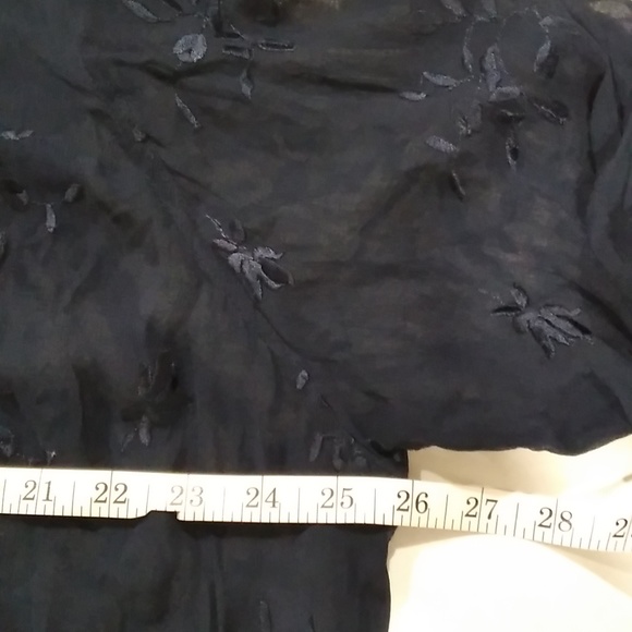 Avenue women's floral lace top shirt button down collar v-neck - Picture 6 of 8